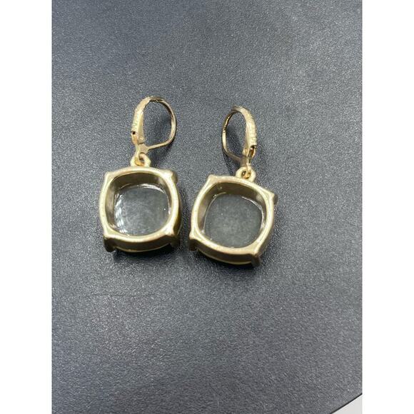 Joan Rivers Classic Collection Glimmer
Green Faceted Lucite‎ Pierced Earrings - Picture 5 of 14